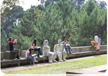ESTUDANTES DE ARQUITECTURA VISITARAM OBRA DO ARQUITECTO SIZA VIEIRA EM FAMALICÃO