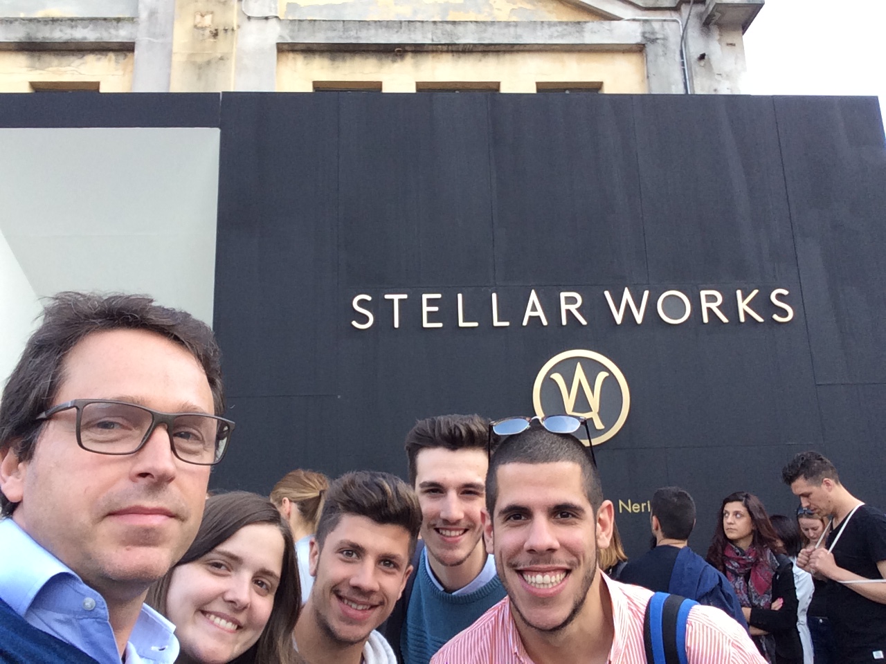 ESTUDANTES DE DESIGN NA MILANO DESIGN WEEK