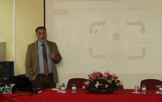 DOUTOR PAULO RAMOS INTERVEIO PARA ALUNOS 