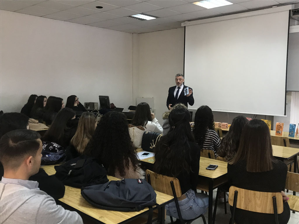 AULA ABERTA COM DR. JOÃO VÍTOR - BUSINESS DIRETOR NA FÁBRICA DE CHOCOLATES CASA GRANDE