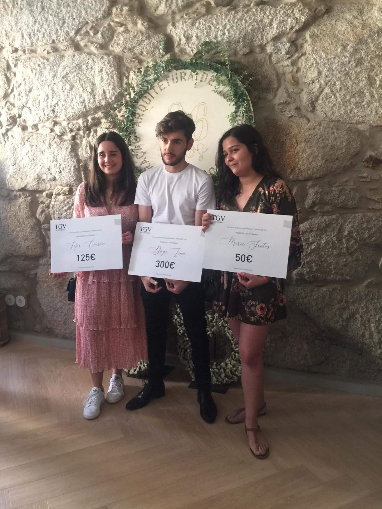 ESTUDANTES DE DESIGN VENCEM CONCURSO 