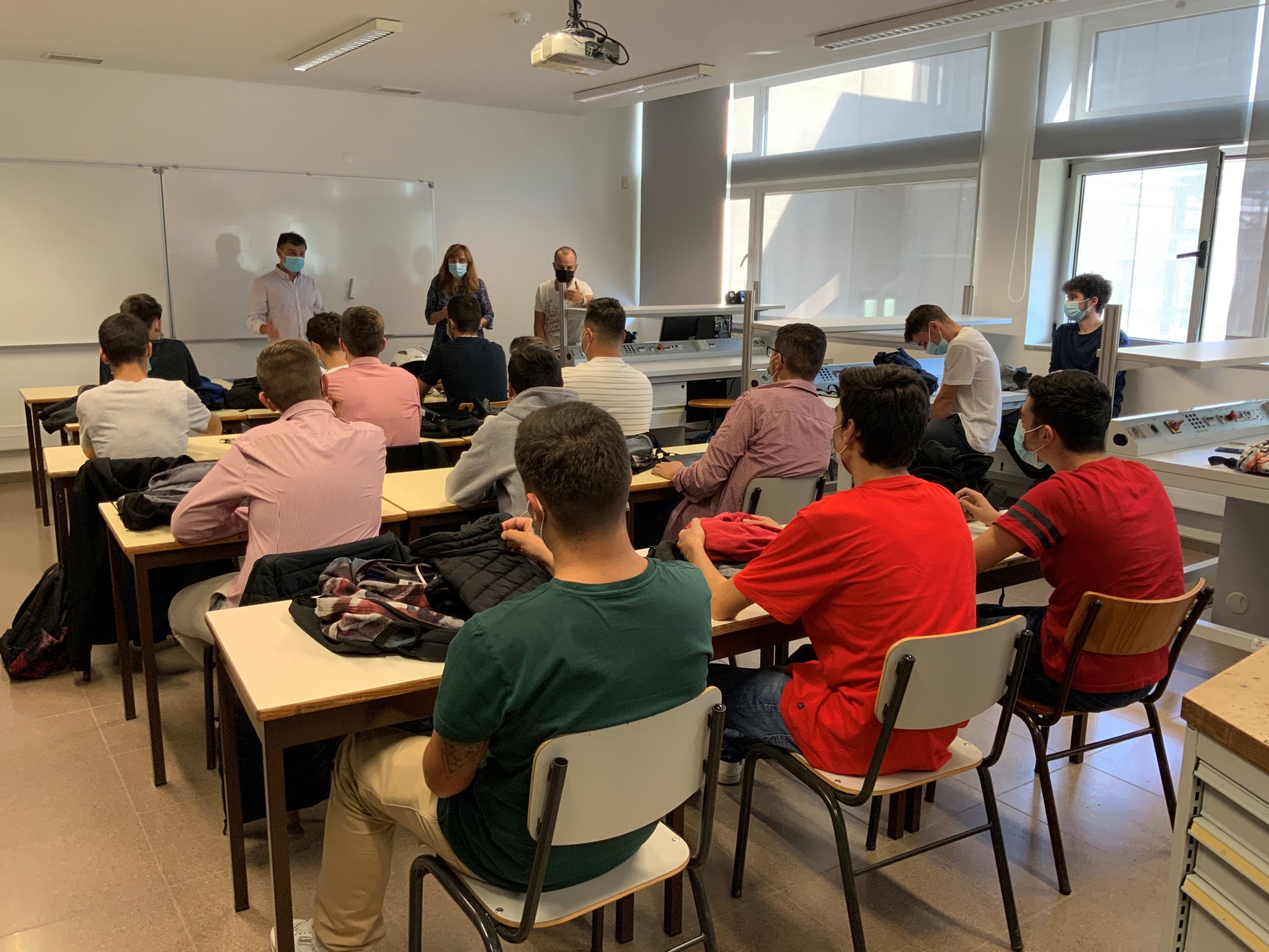 Professor Pedro Reis interveio para alunos da Escola D. Sancho I