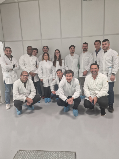 Estudantes de Engenharia visitam a empresa Preh