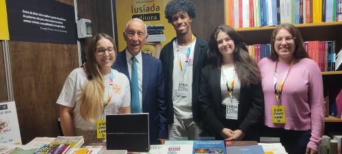 Presidente da República e Presidente da Câmara Municipal do Porto visitam Lusíada Editora na Feira do Livro