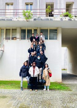 Estudantes de Arquitetura, visitam obras se habitação coletiva do Porto e exposições no Museu de Serralves