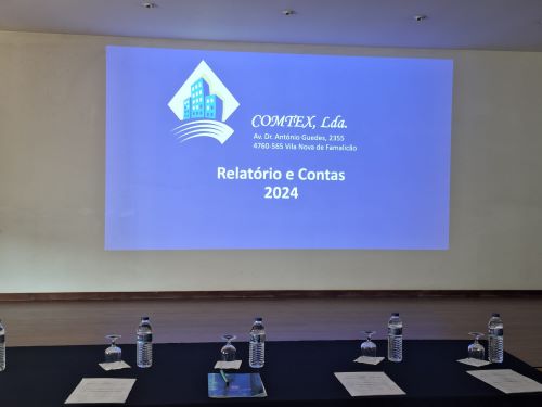  Finalistas de Contabilidade apresentaram o Relatrio e Contas